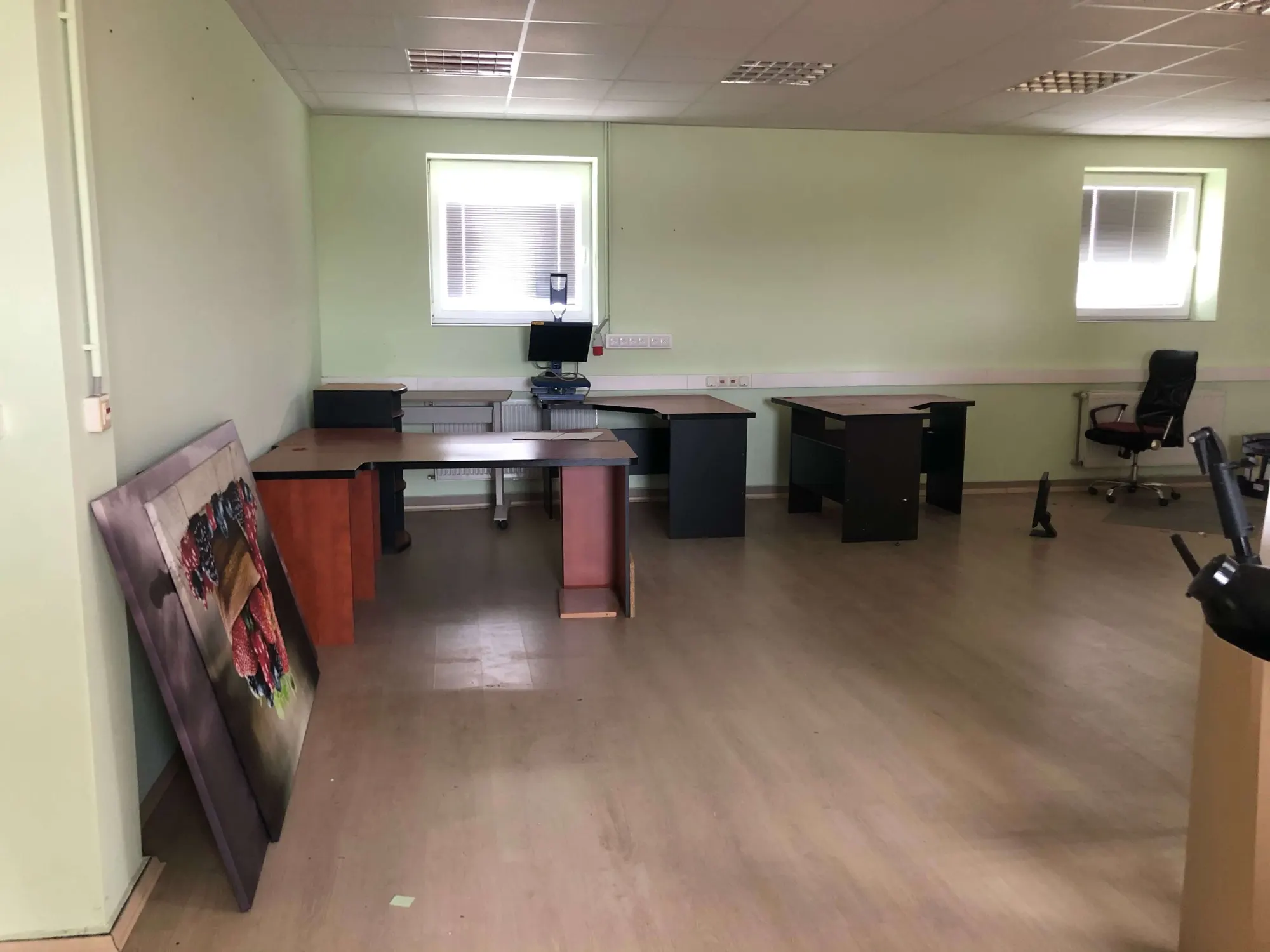 Kancelárie pred sťahovaním firmy